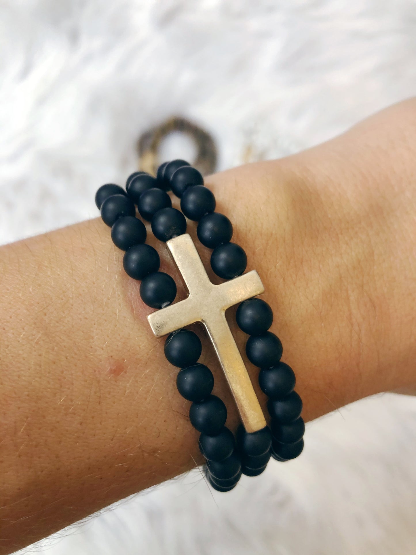 STONE BEAD W/ METAL CROSS BRACELET