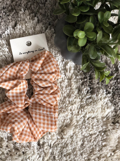 PLAID SCRUNCHIES