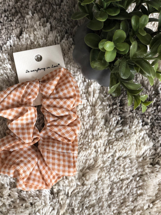PLAID SCRUNCHIES