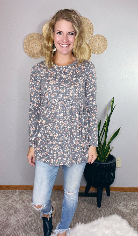 PRINTED EMPIRE WAIST FLORAL TOP