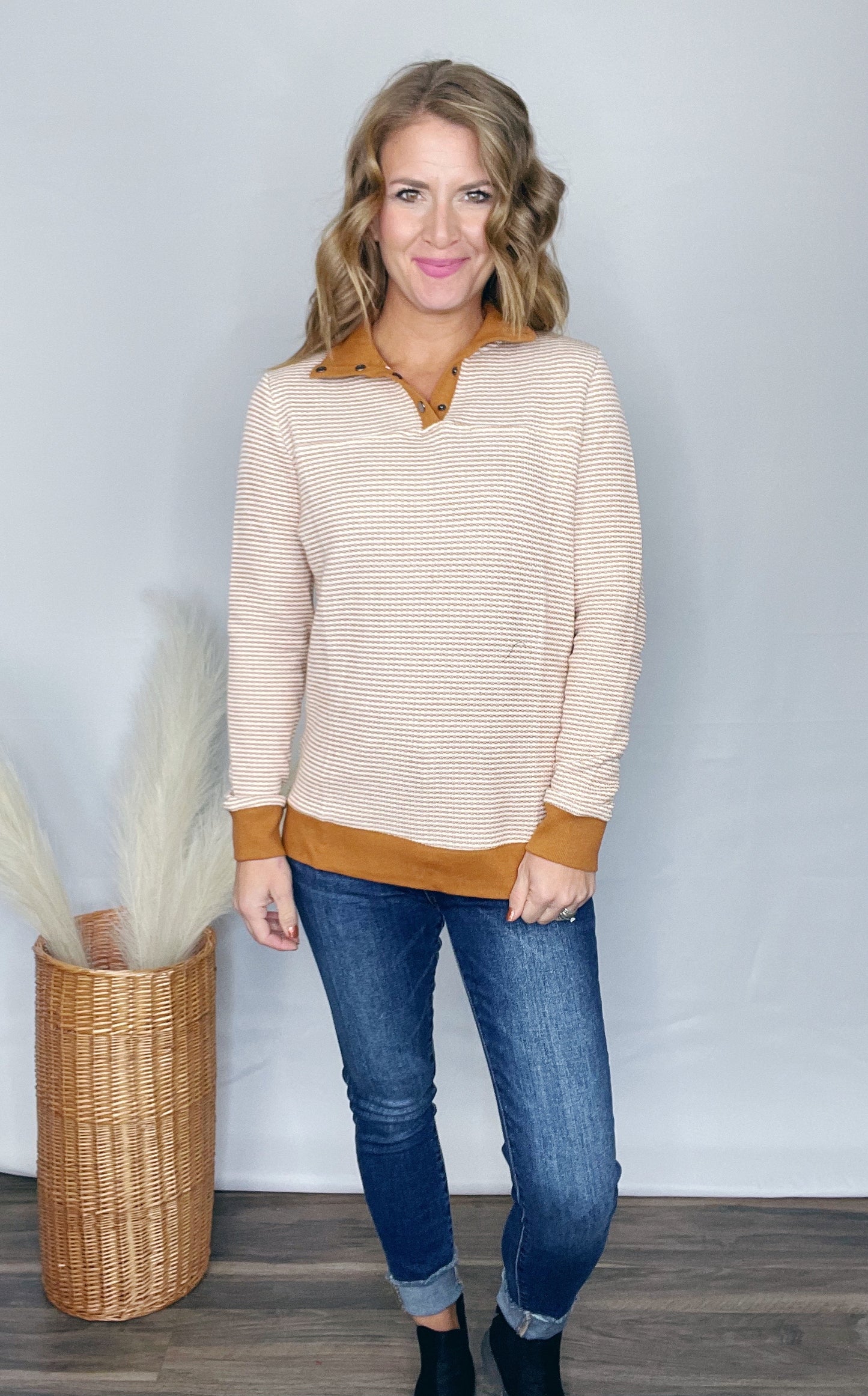 STRIPED PULLOVER SWEATER