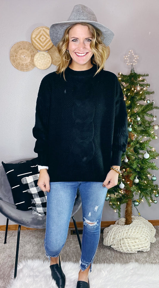 {BF} CABLE KNIT BLACK SWEATER