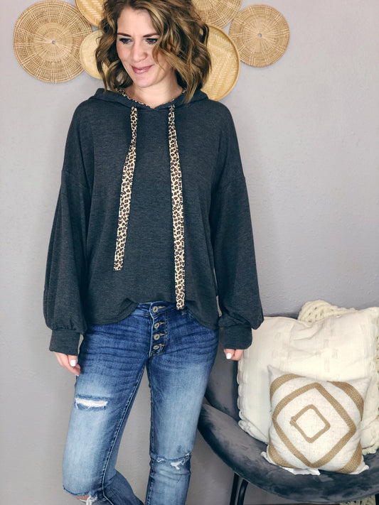 HOODIE W/ LEOPARD DRAWSTRING