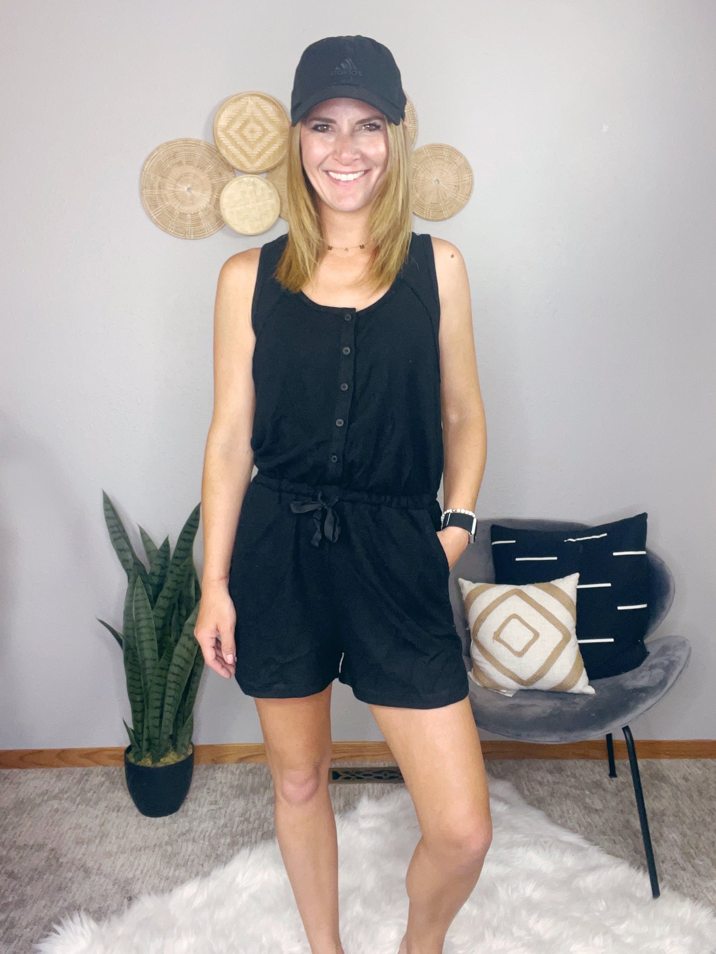 SOLID KNIT WAFFLE BLACK ROMPER
