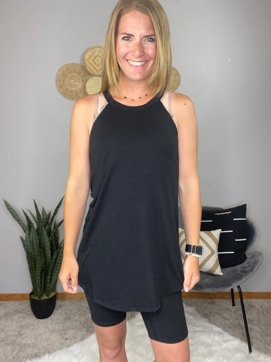 HALTER HIGH NECK BASIC TANK