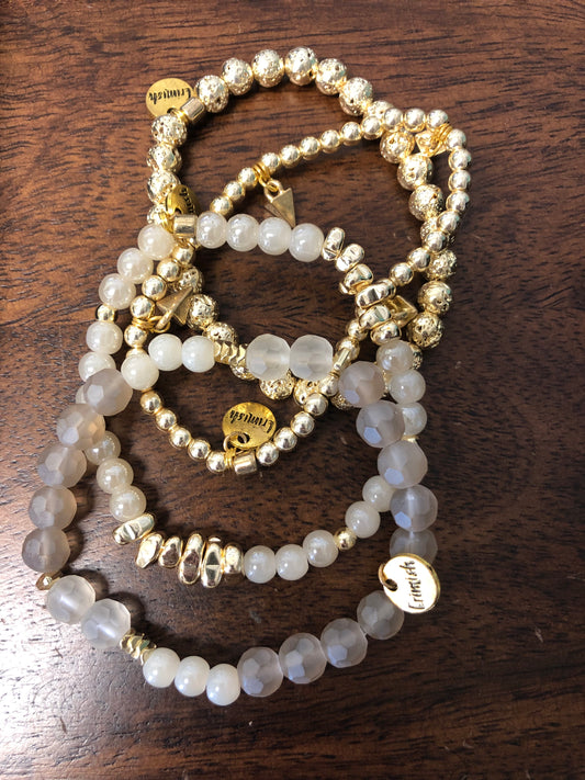 GOLD {4}