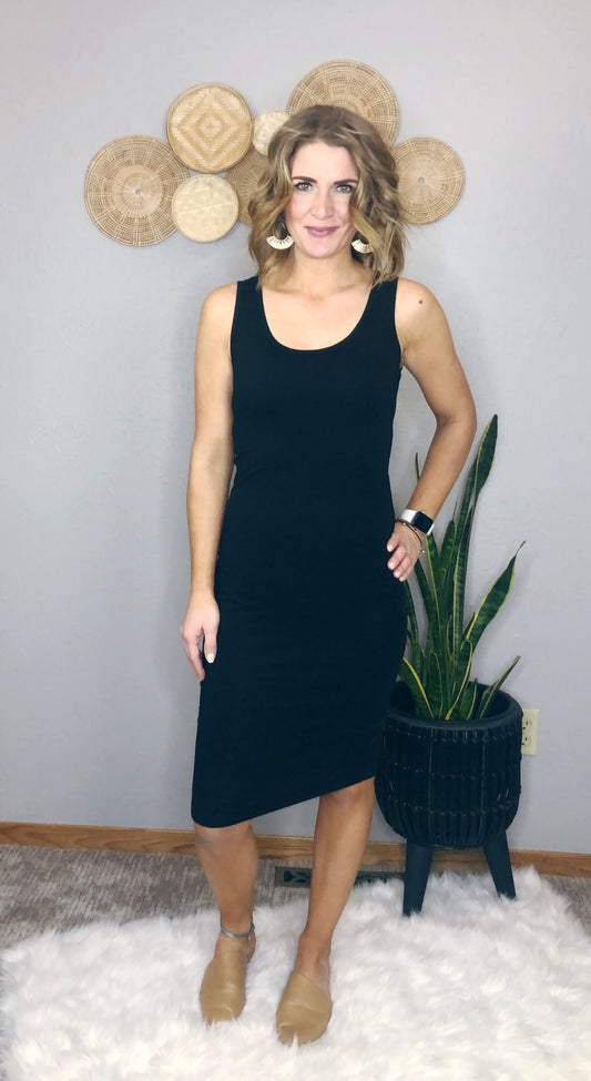 BLACK BODYCON DRESS