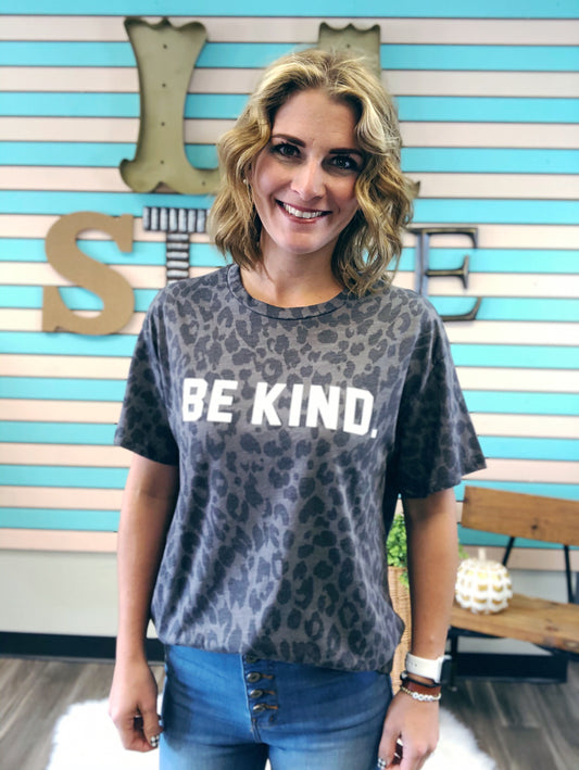 BE KIND LEOPARD TEE