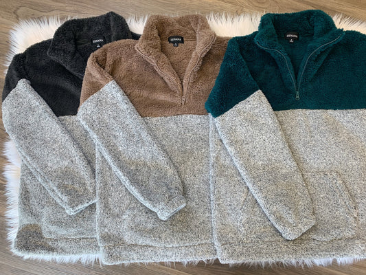 COLOR BLOCK SHERPA