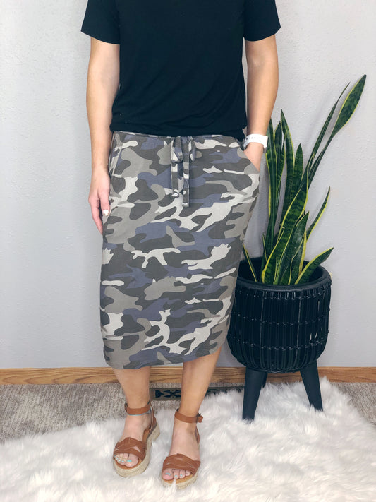 CAMO ELASTIC WAIST SKIRT