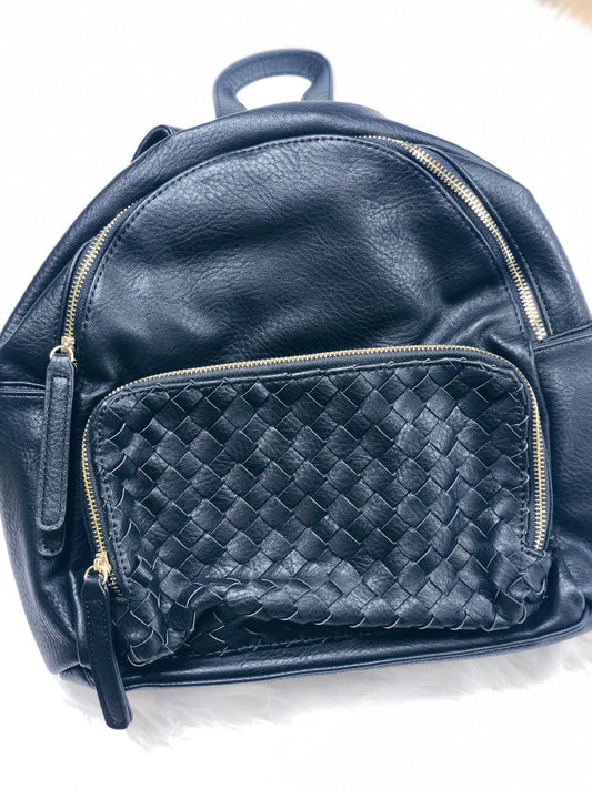 TEXTURED BACKPACK