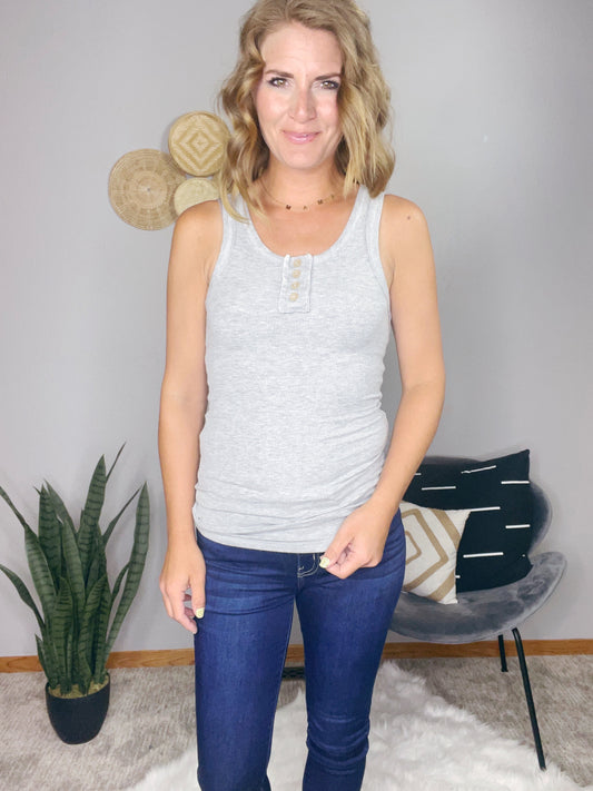 BUTTON FRONT RIBBED TANK