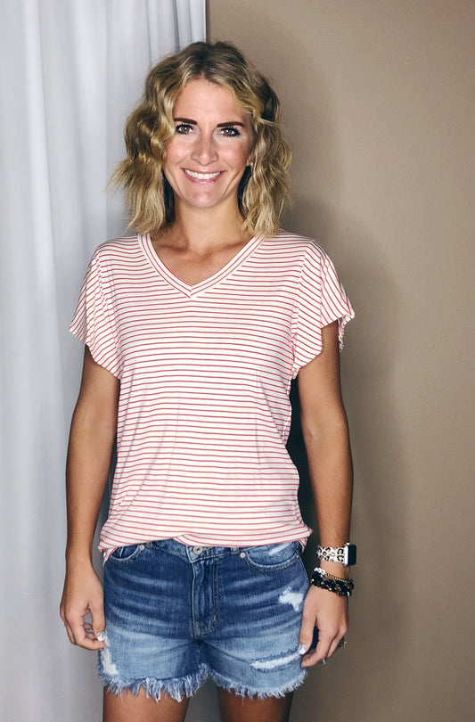 FLUTTER SLEEVE TOP