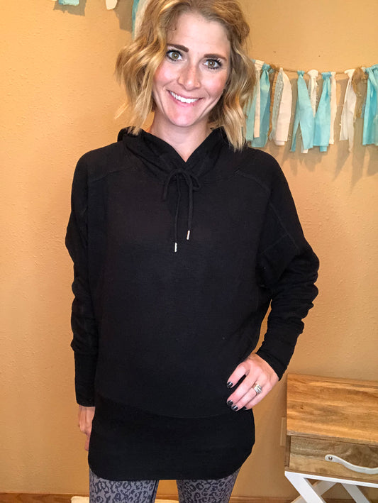 BLACK HOODIE