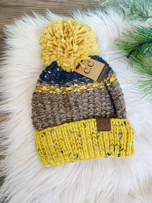 C.C. CONFETTI HAT W/ POM