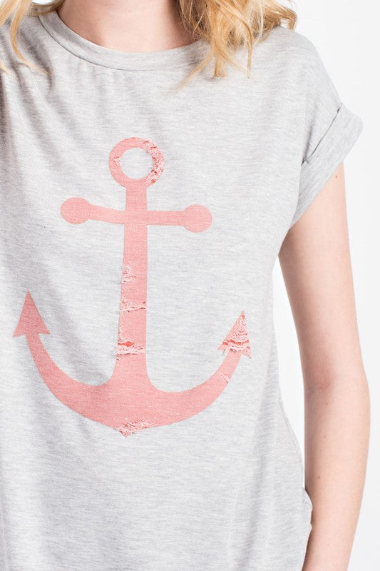 DISTRESSED ANCHOR TEE
