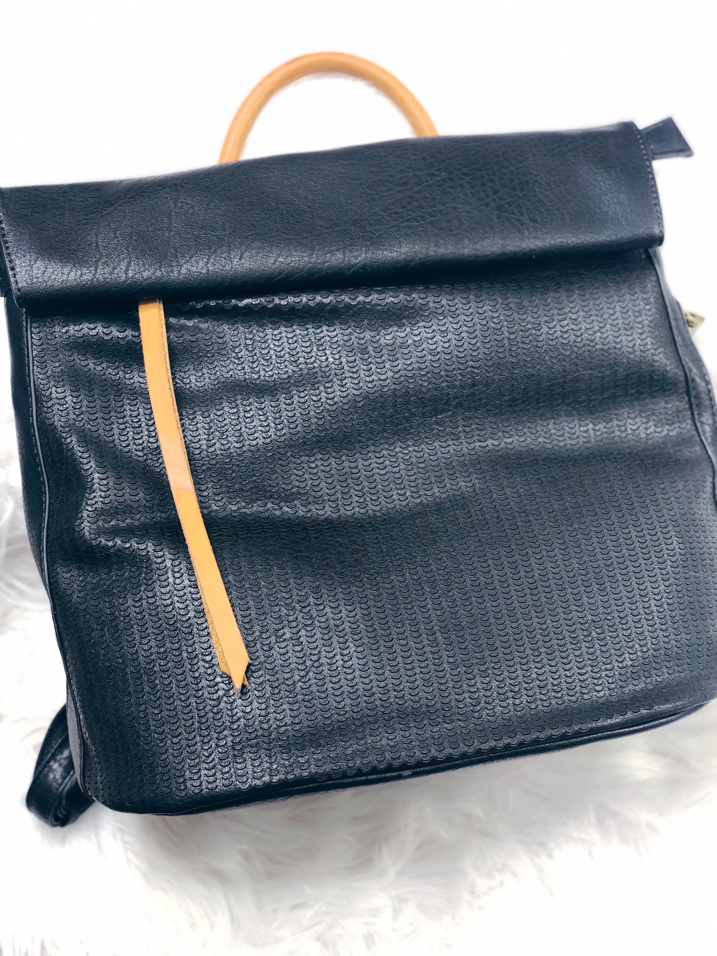 ZIP TOP BACKPACK
