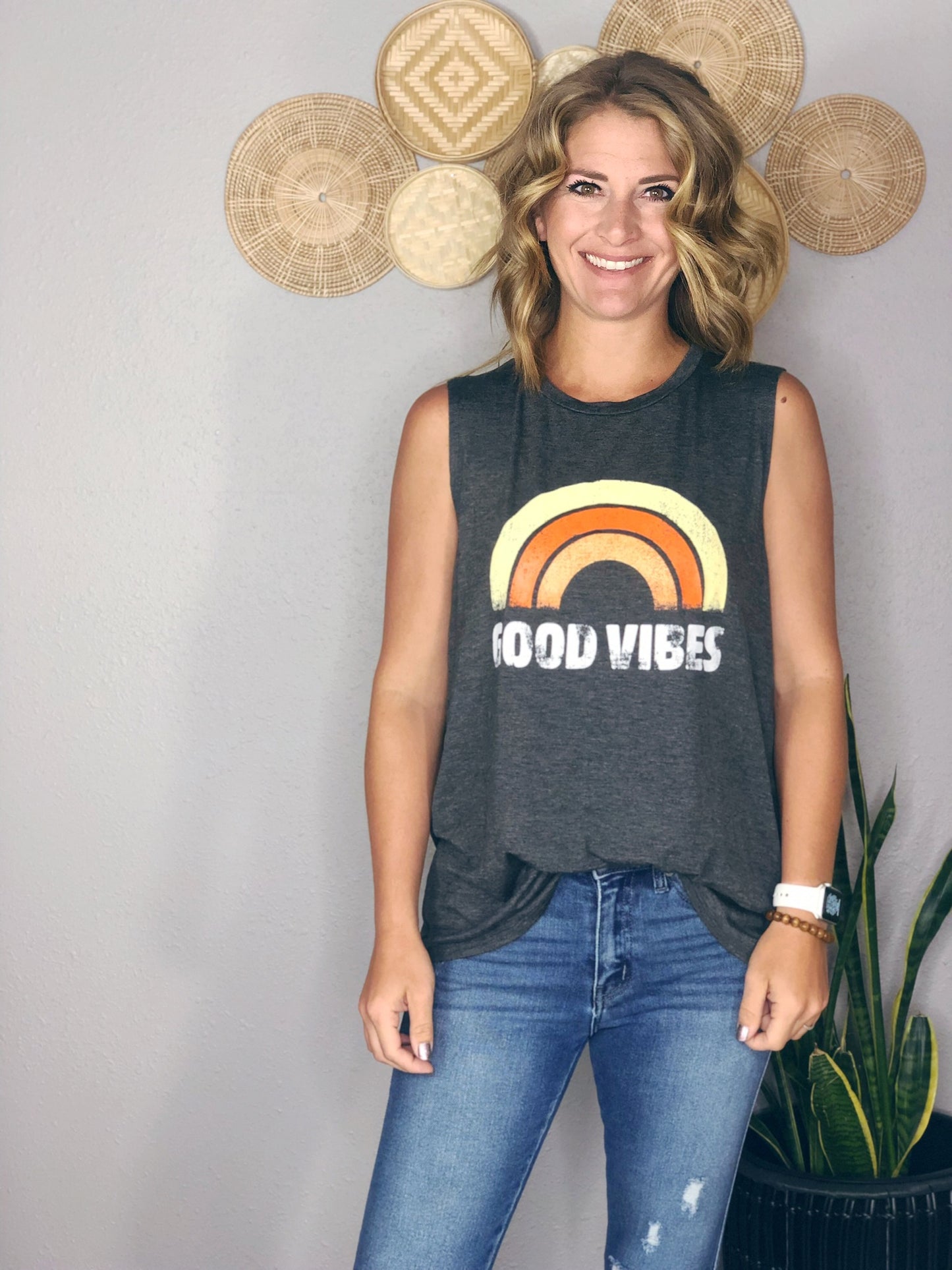 GOOD VIBES GRAPHIC TANK