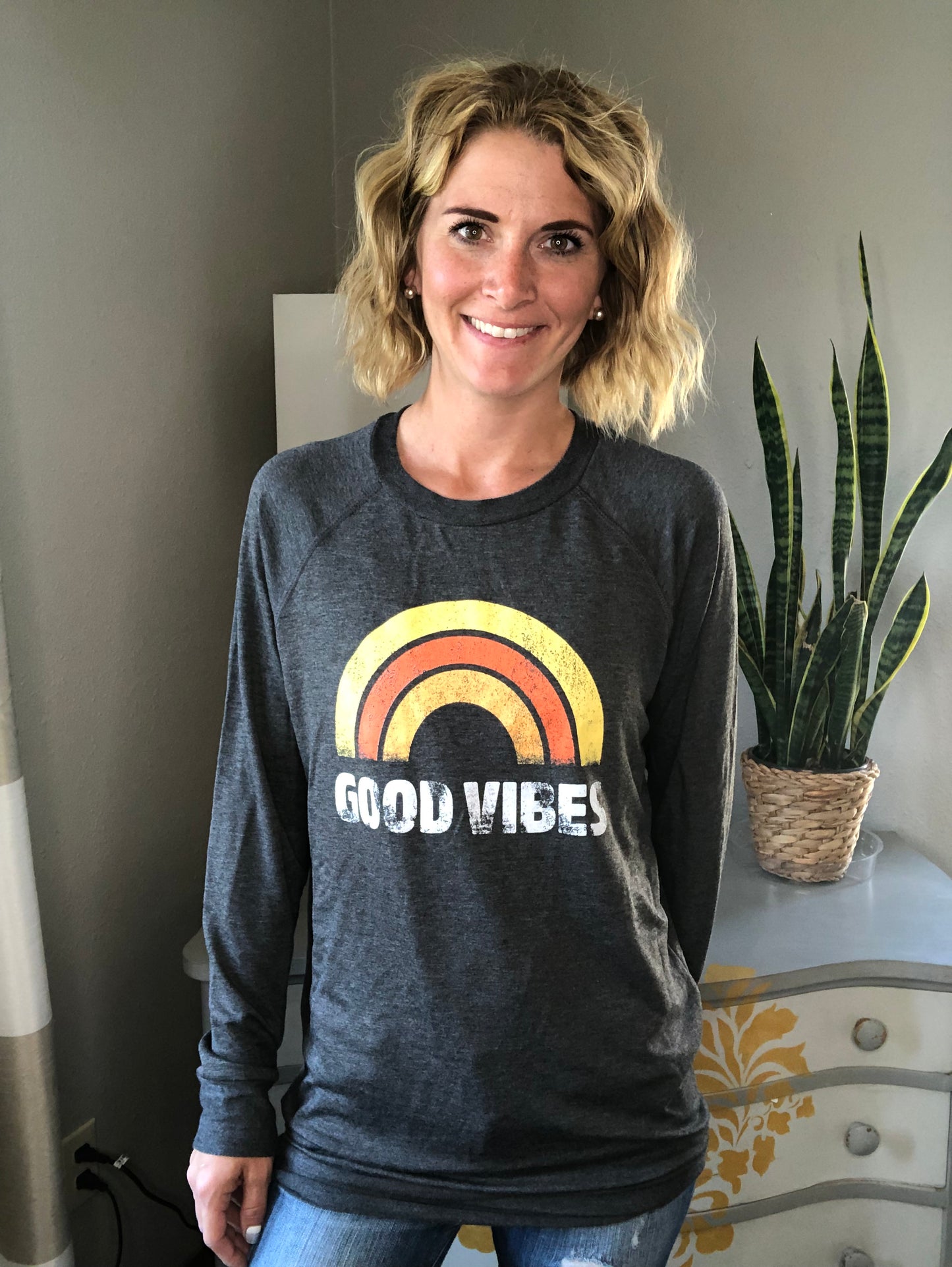 GOOD VIBES LONG SLEEVE