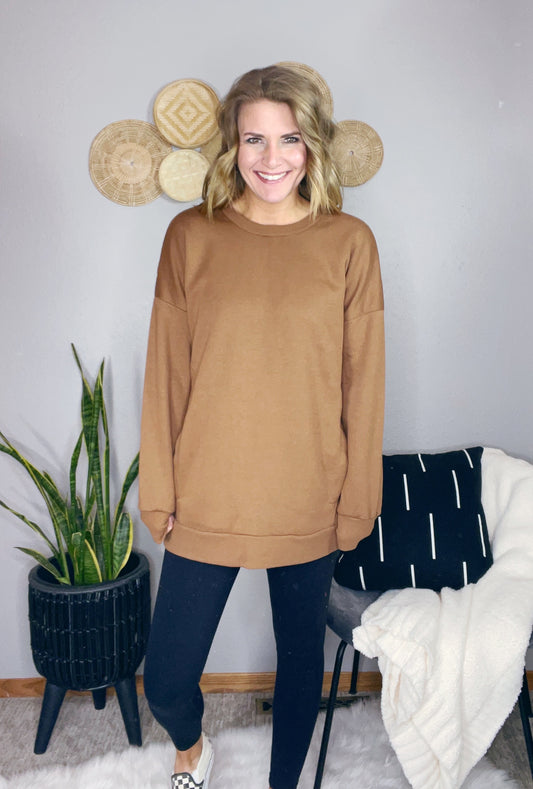 LONG SLEEVE SWEATSHIRT W/ SIDE POCKETS