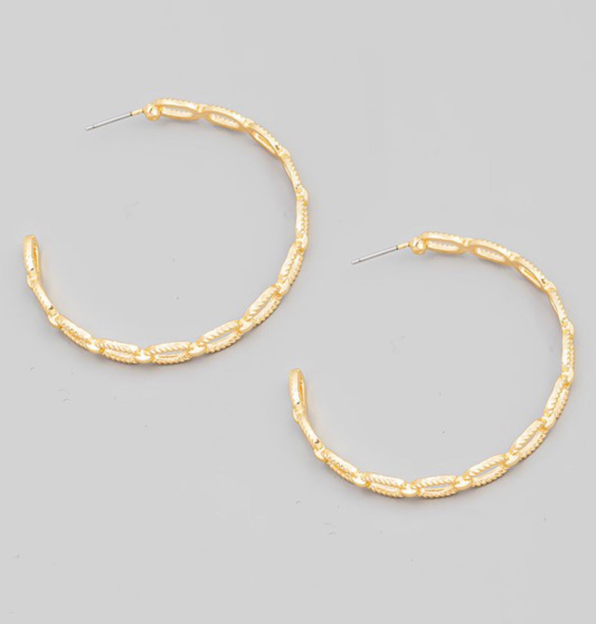 CHAIN LINK HOOP EARRING
