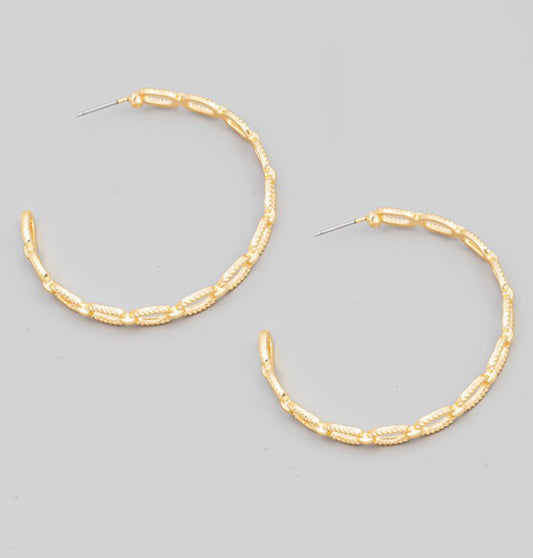 CHAIN LINK HOOP EARRING