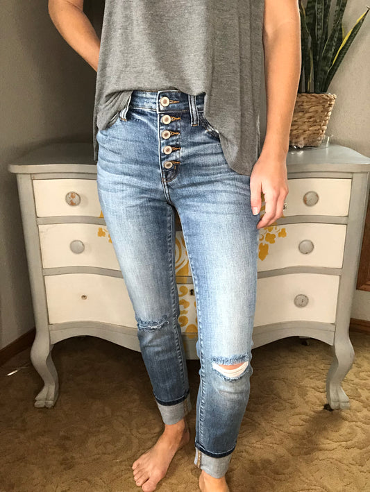 SKINNY STRAIGHT JEAN