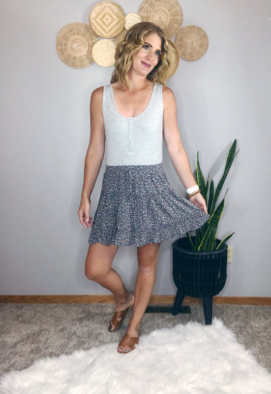 FLOWY FLORAL PRINT SKIRT