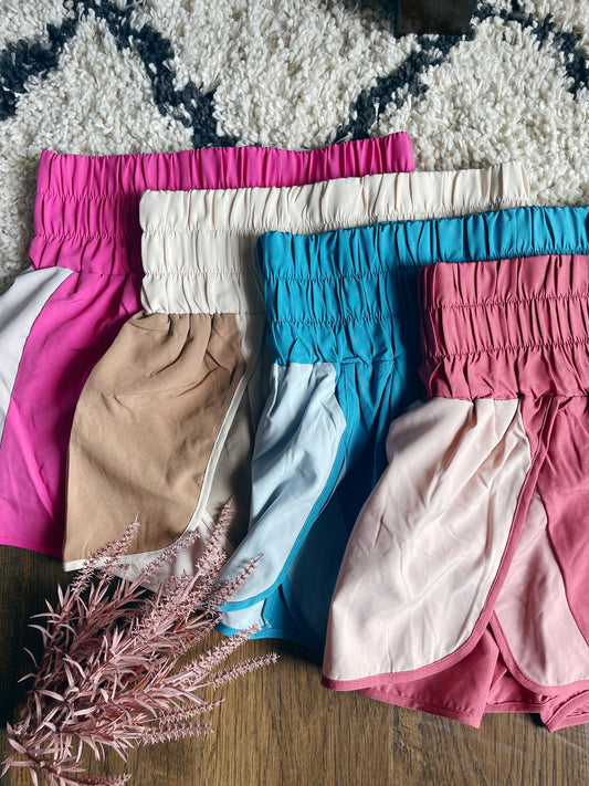 COLOR BLOCK ACTIVEWEAR SHORT