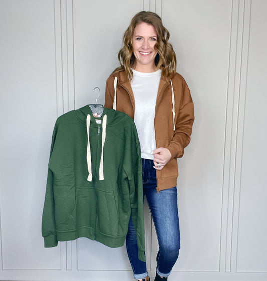 ZIPPER HOODIE SWEAT JACKET W/ POCKET