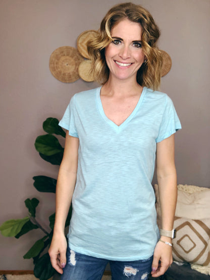 V-NECK BASIC TOP