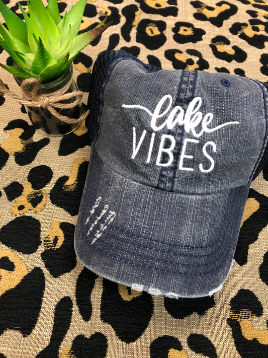 LAKE VIBES HAT