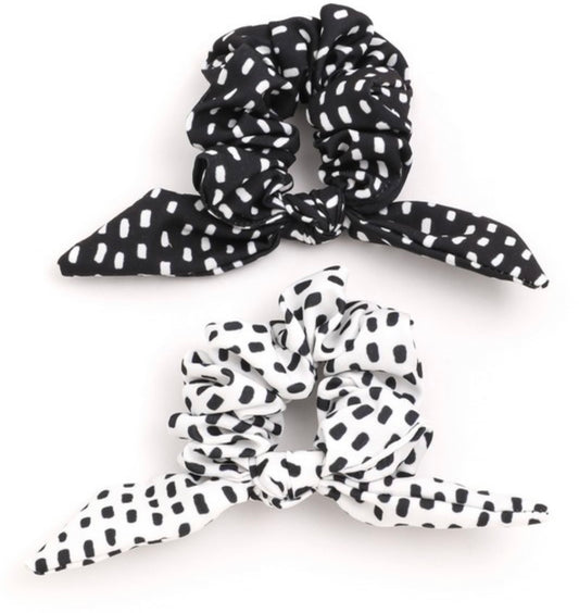 DOTTED BOW SCRUNCHY