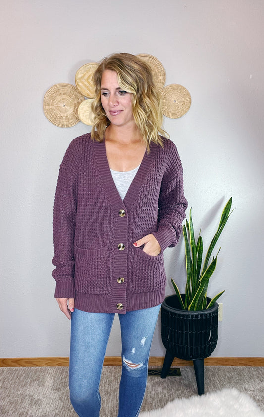 WAFFLE CARDIGAN W/ BUTTONS
