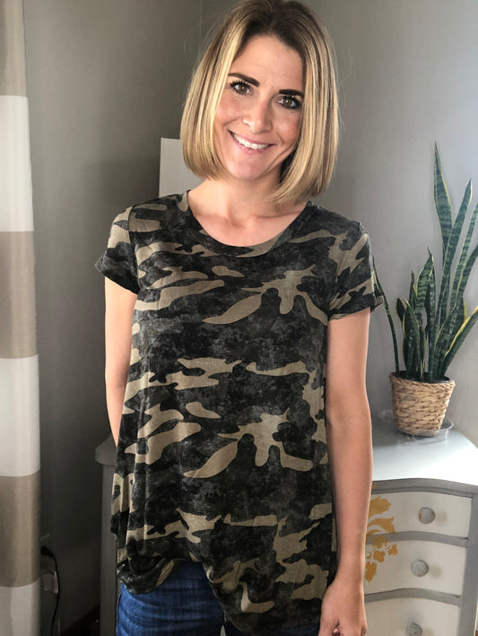 CAMO TEE