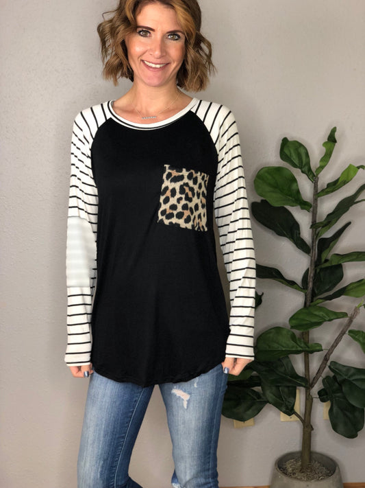 STRIPE SLEEVE W/ LEOPARD POCKET TEE