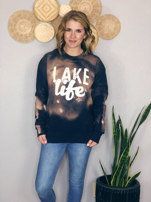 LAKE LIFE WHITE AND NAVY ACID FLEECE