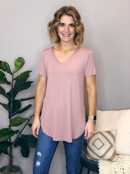 BASIC TEE