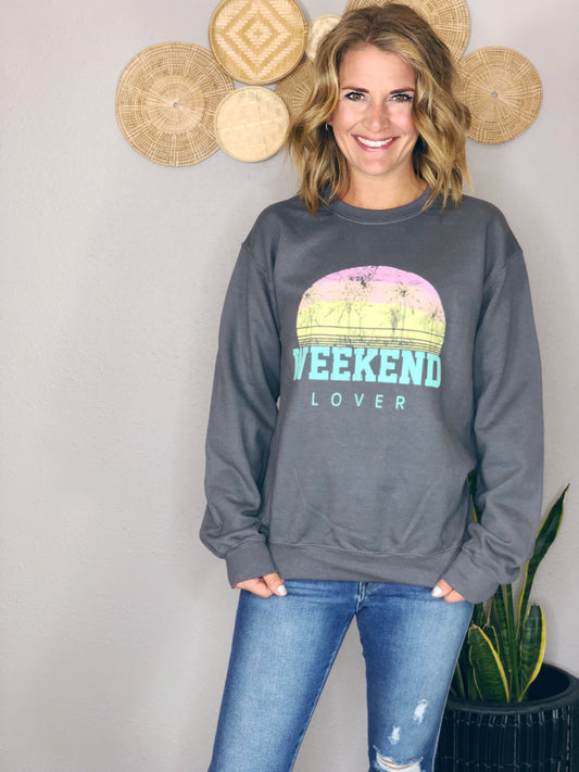 WEEKEND LOVER SWEATER