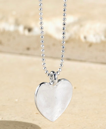 HEART PENDANT METAL NECKLACE