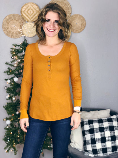 BUTTON WAFFLE HENLEY