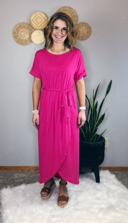 BELTED SHORT SLEEVE TULIP DRESS