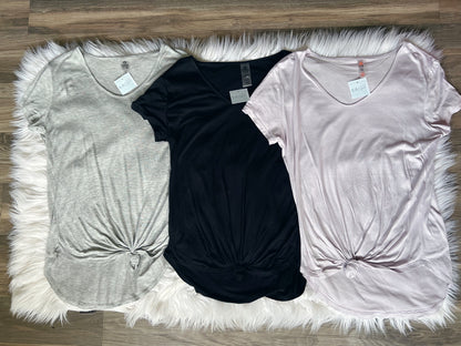 SCOOP NECK KNOT FRONT TOP