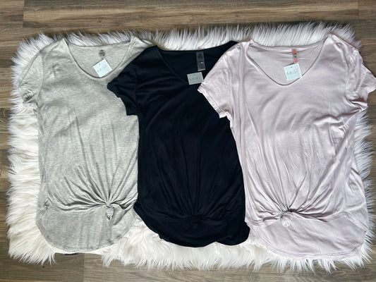 SCOOP NECK KNOT FRONT TOP
