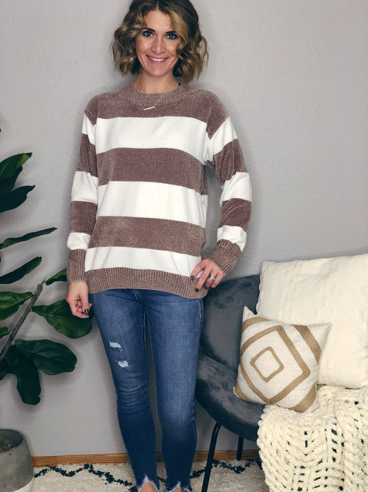 STRIPED SWEATER