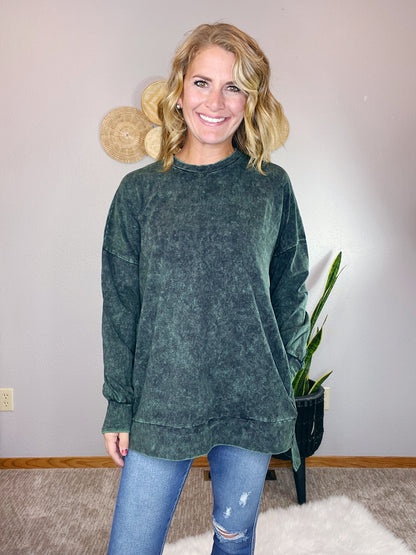 MINERAL WASH HIGH LOW PULLOVER