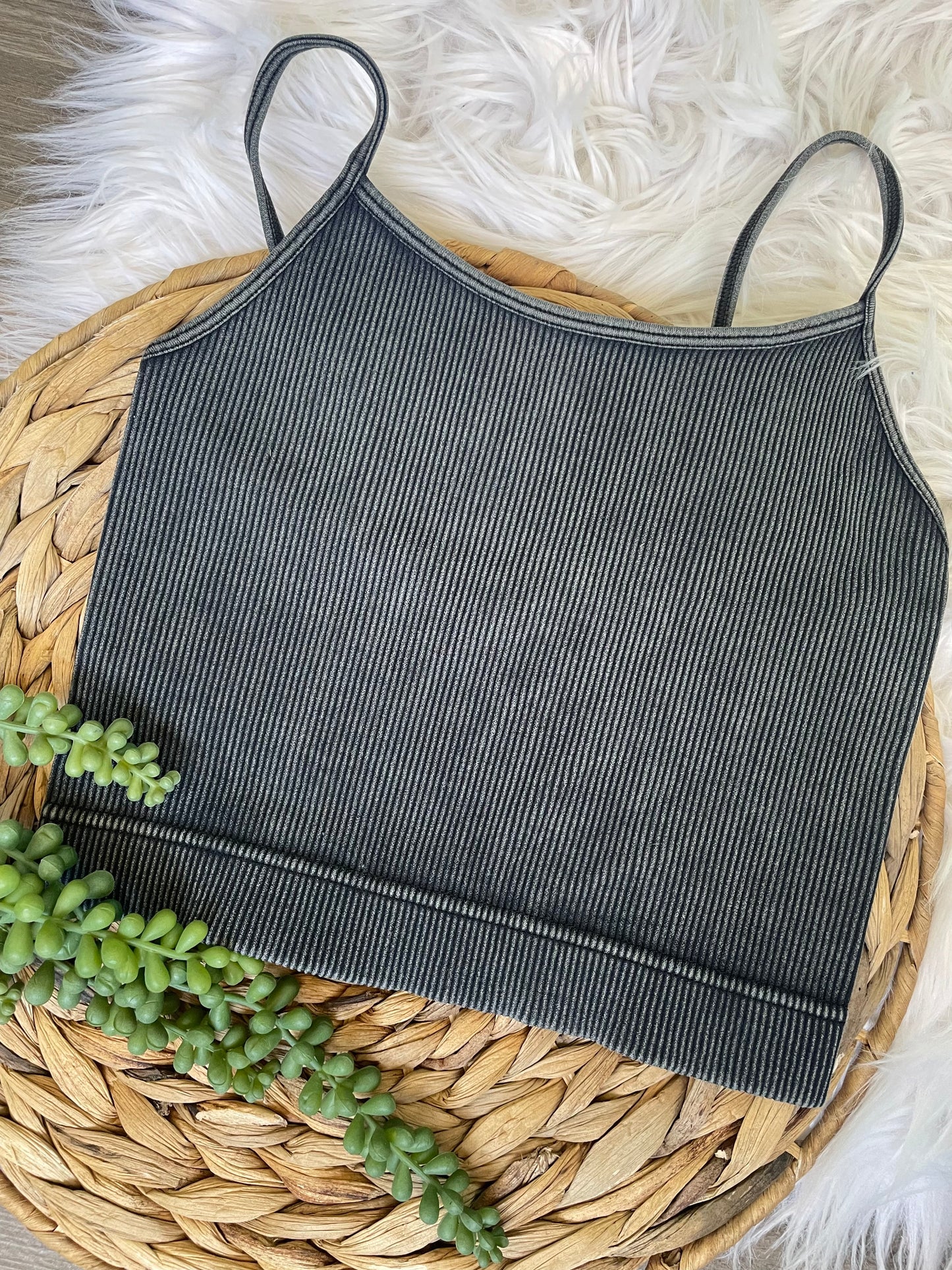 WASHED RIBBED SEAMLESS CROPPED CAMI
