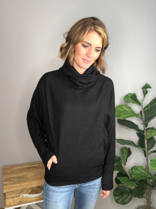 FLEECE SWEATER