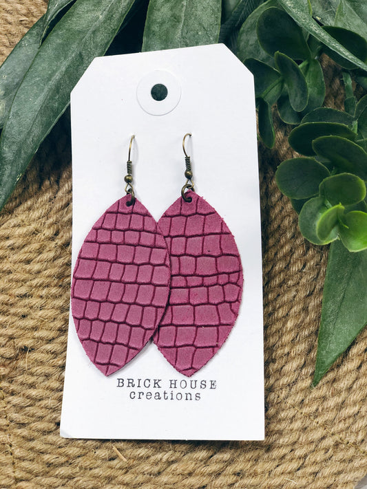 PINK SNAKE LEATHER EARRING