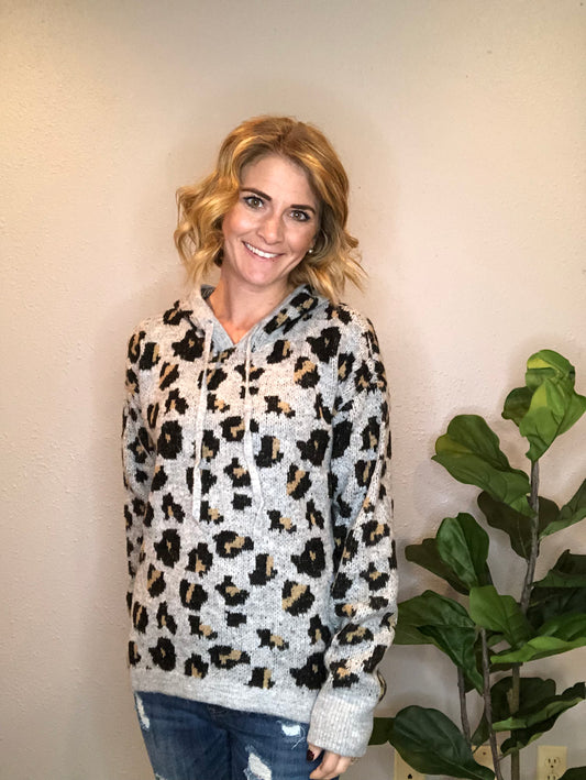 LEOPARD SWEATER